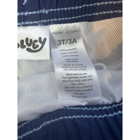 Carter’s 2-piece Bluey Rashguard & Swim Trunk Set Size 3T Long Sleeves UPF 50+ - Picture 9 of 10